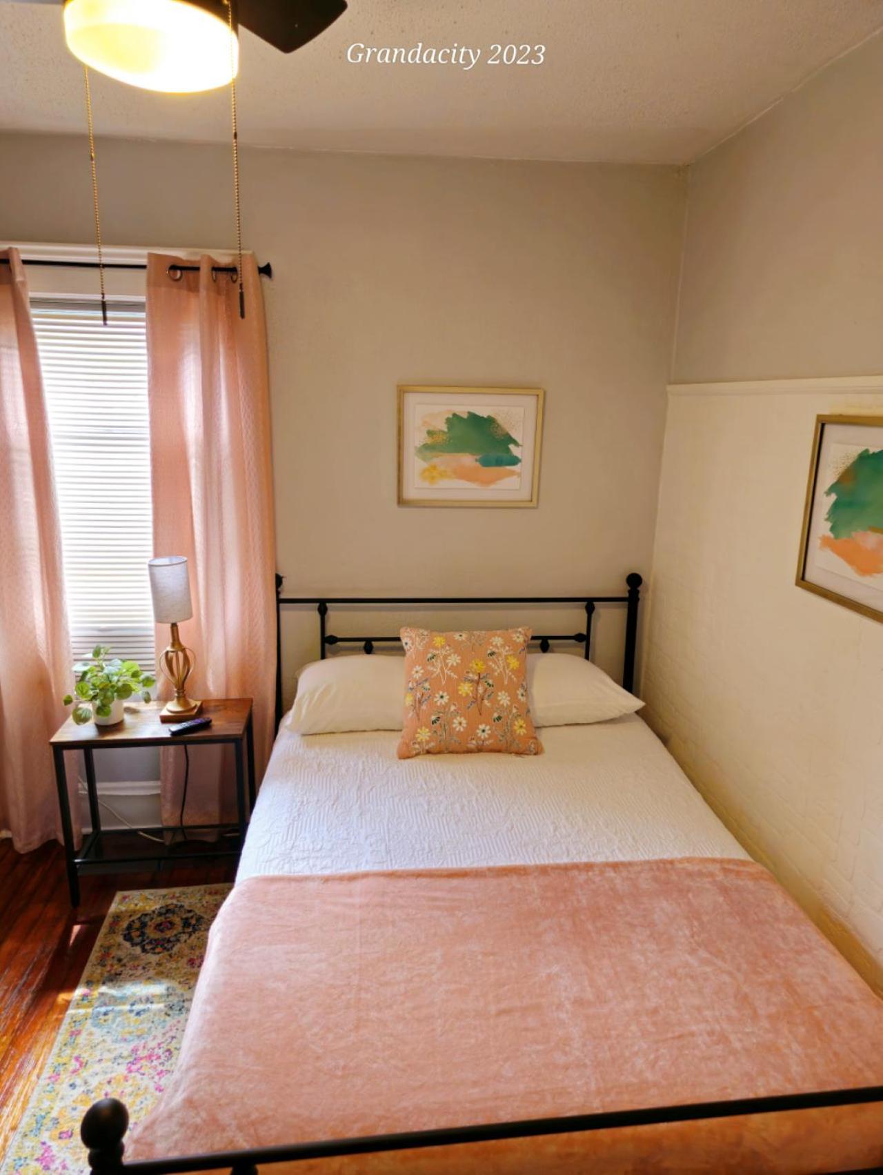 Villa Lovely! Near Cleve Clinic/Uh/Cwru/Dwntwn W/Porch à Cleveland Extérieur photo